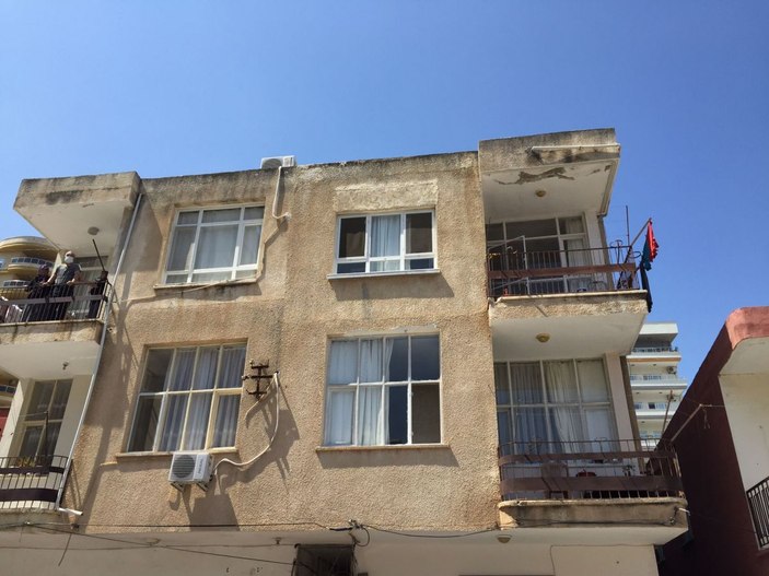 Kızları uyurken, eşini defalarca bıçaklayıp, öldürdü -3