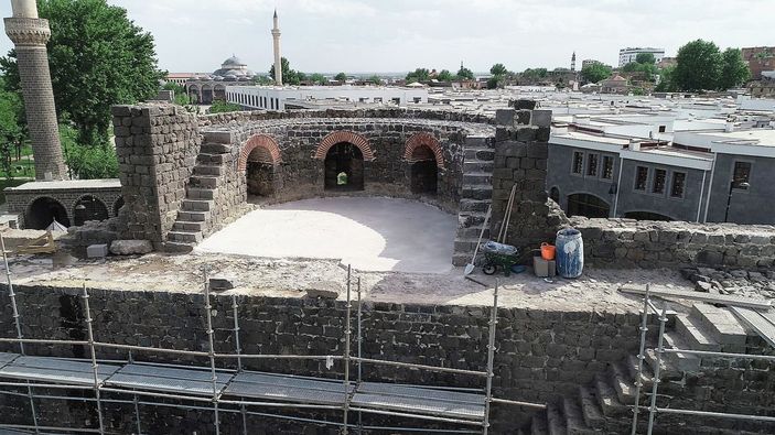Diyarbakır surlarında restorasyon sürüyor, pandemi sonrası hedef 5 milyon turist -5