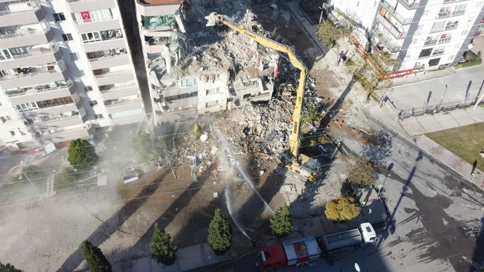 İzmir'de depremde yıkılan binaların yerinde yenileri yükseliyor -7