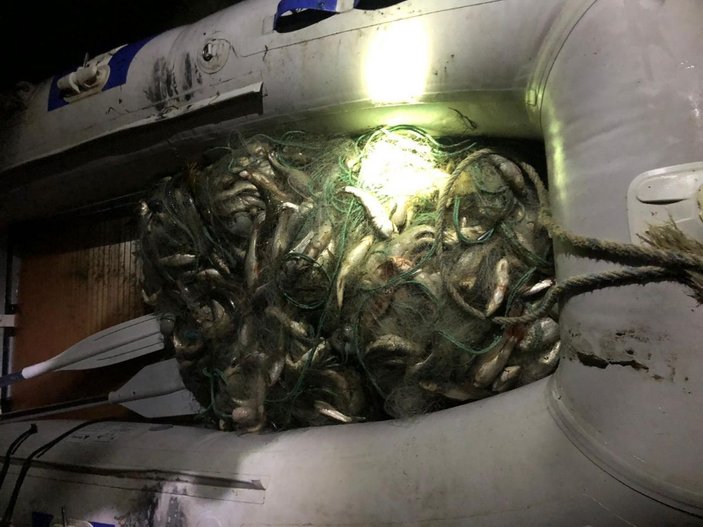 Van'da kaçak avlanan 530 kilo inci kefali ele geçirildi -3