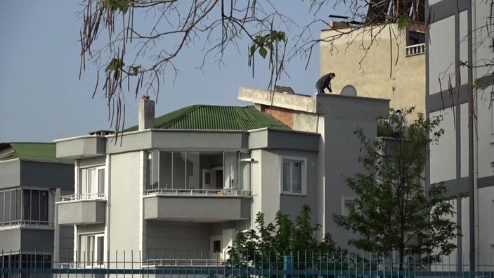 d Bayram kutlayan maganda kendisini ve arkadaşını yaraladı -5