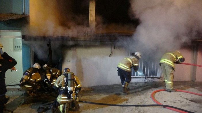İzmir'de, babası uyurken evi ateşe verdi -8