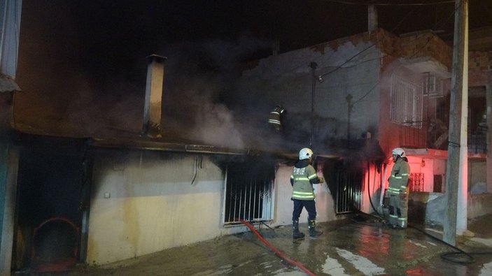 İzmir'de, babası uyurken evi ateşe verdi -2