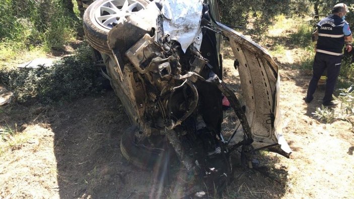 Aracıyla zeytinliğe uçan genç camdan fırlayarak ağır yaralandı -2