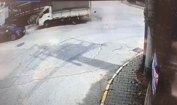 Kocaeli kamyonet kaza