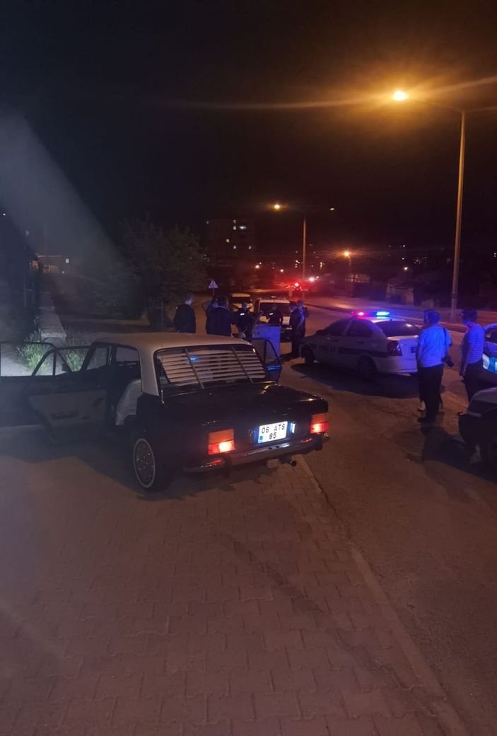 Kayseri'de 'dur' ihtarına uymayan otomobilin alkollü sürücüsü, kovalamacayla yakalandı -5