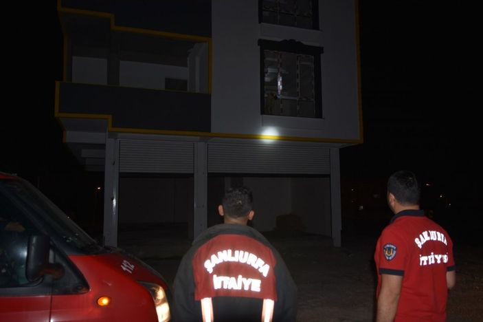 Siverek’te inşatta mahsur kalan köpek itfaiye ekiplerince kurtarıldı -4