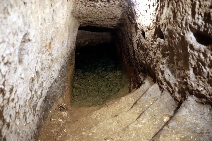 Gaziantep Kalesi'nin altındaki tarihi tüneller turizme kazandırılıyor -1