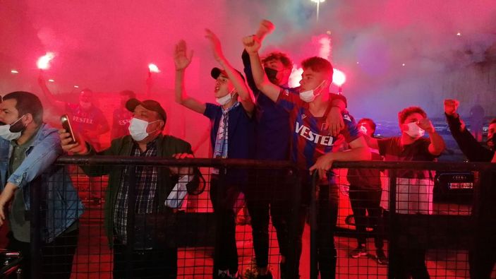 Gervinho ve Peres Trabzon'da