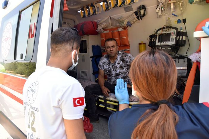 Takla atan otomobilden burnu bile kanamadan çıktı; 'Neredeyim' dedi -3