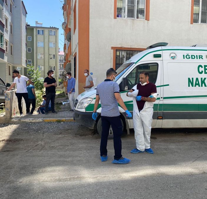 d Iğdır'da boşandığı kadını öldürüp, çelik sandık içinde bodrum katına gömdü