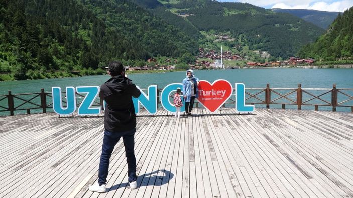 Uzungöl'de yaz sezonu açıldı -1