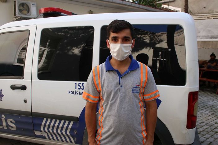 Şişli'de temizlik işçisi kaldırımda bulduğu 1500 euroyu sahibine ulaştırdı -5