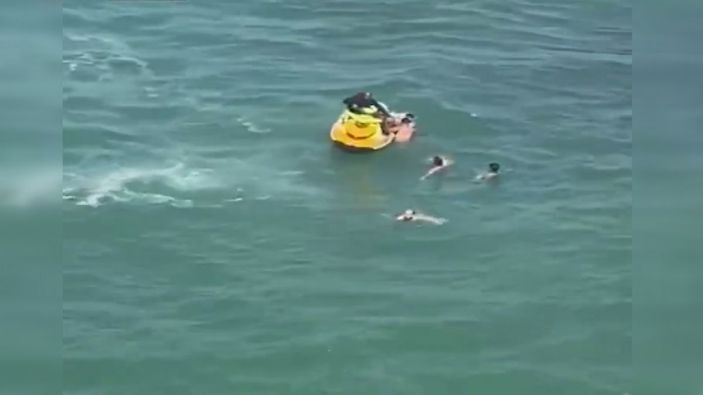 Şile'de boğulma tehlikesi geçiren 5 kişiyi itfaiye kurtardı -4