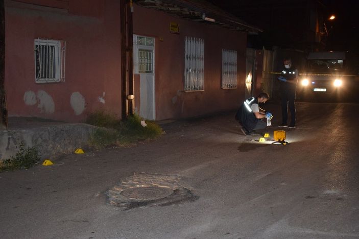 Husumetlisini bacağından vurdu -6