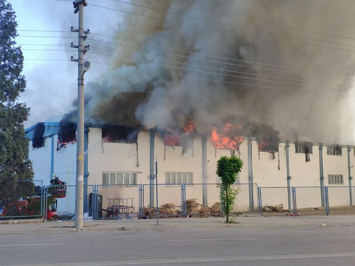 d Denizli'de tekstil fabrikasında yangın / Ek fotoğraf -1