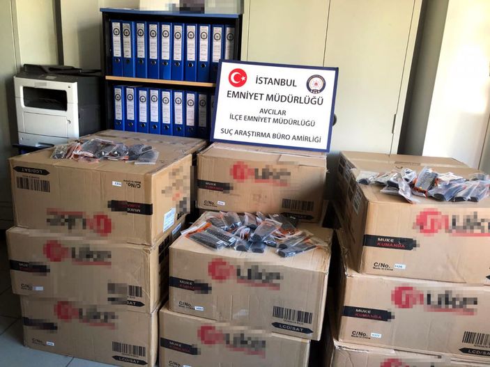 d Avcılar’dan çalınan 7 bin kumanda, 2 bin LNB’den bir bölümü bulundu -1