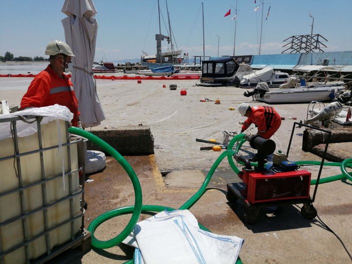 Çevre ve Şehircilik Bakanlığı ilk adımı attı; Deniz salyası temizliği başladı -2