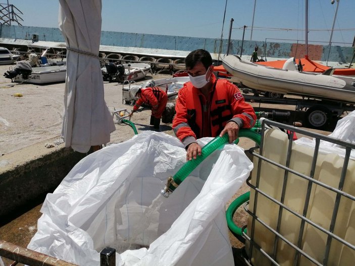 Çevre ve Şehircilik Bakanlığı ilk adımı attı; Deniz salyası temizliği başladı -6