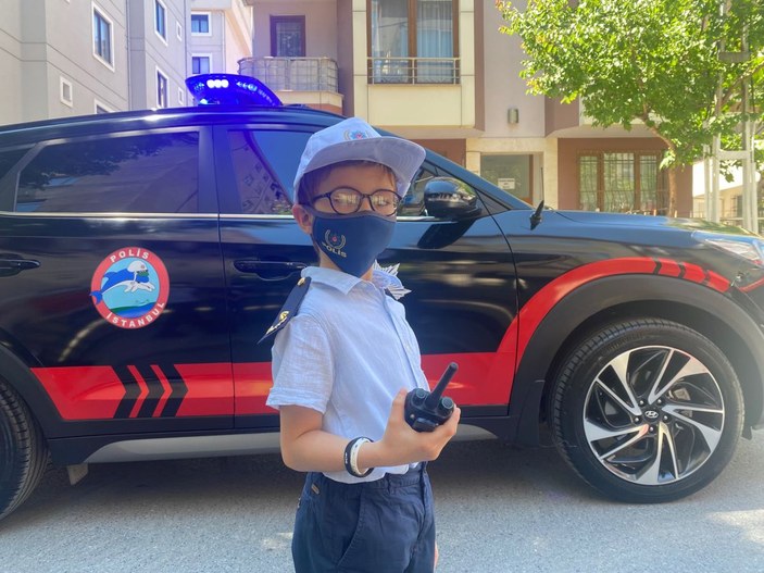 Maltepe'de 6'ncı yaş gününde Oğuzhan'a polisten doğum günü sürprizi -6
