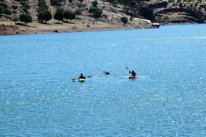 Diyarbakır'da baraj gölünde kano keyfi -3