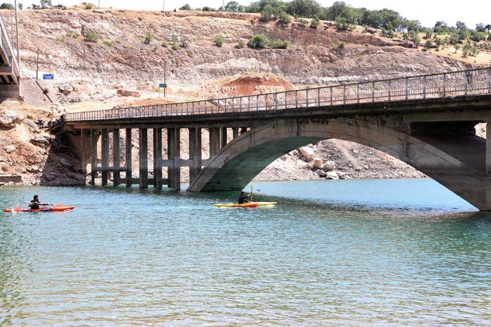 Diyarbakır'da baraj gölünde kano keyfi -10