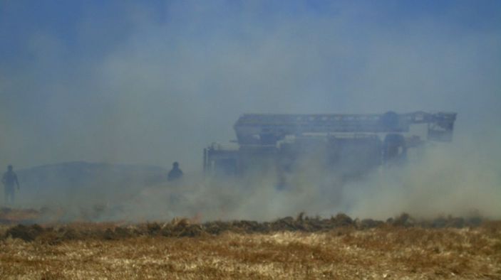 İslahiye'de buğday ekili 70 dönüm alan yandı  -5