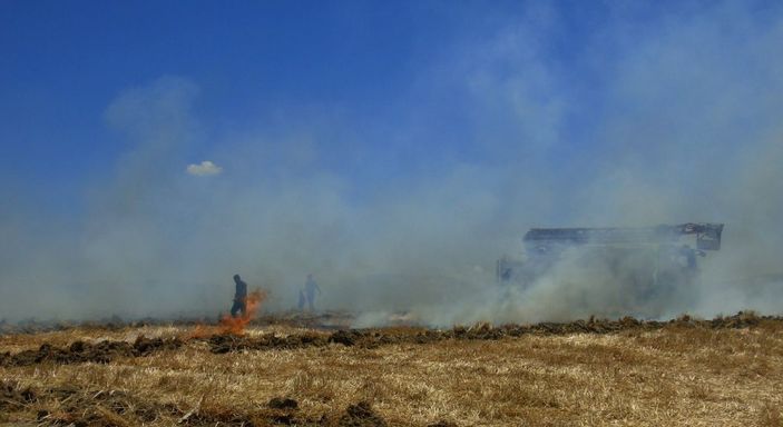 İslahiye'de buğday ekili 70 dönüm alan yandı  -4