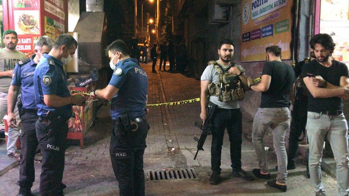 Şanlıurfa’da 2 polisi silahla yaralayan 3 kişi yakalandı -1
