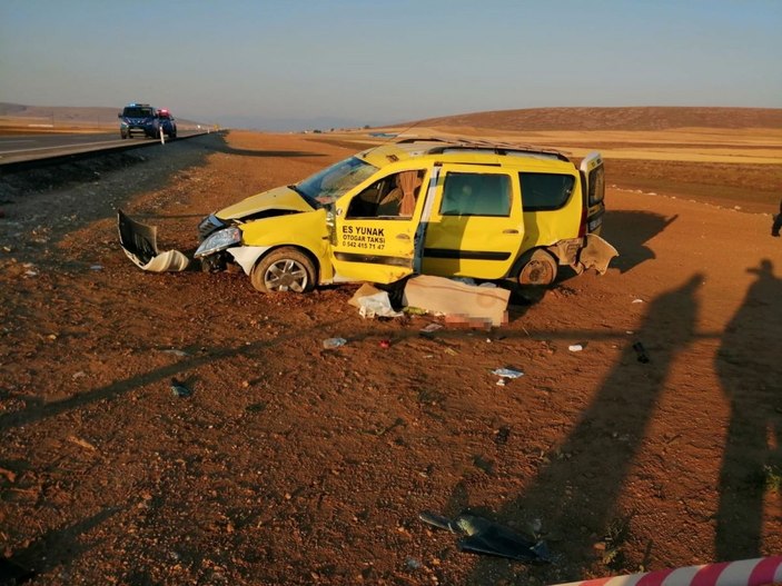 Konya’da ticari taksi şarampole devrildi: 1 ölü, 5 yaralı -1
