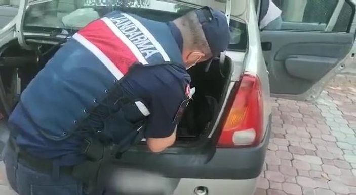 Otomobilde 486 parça tarihi eser ele geçti -7