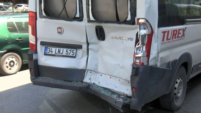 Sultangazi'de direksiyonda epilepsi krizi geçiren sürücü kaza yaptı -7