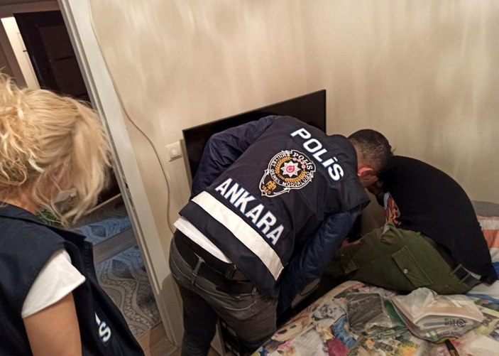Ankara'da 10 adrese uyuşturucu baskını: 4 gözaltı -4