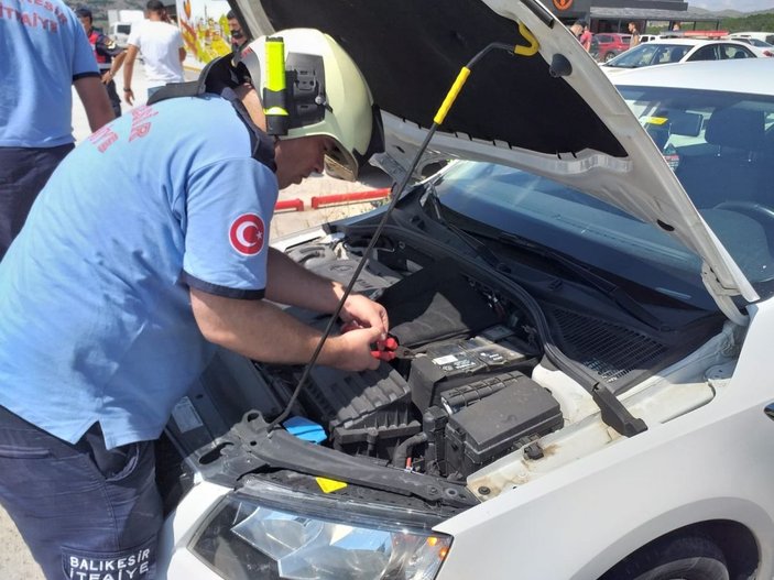 Balıkesir Gökçeyazı’da zincirleme trafik kazası: 1 ölü, 5 yaralı -5