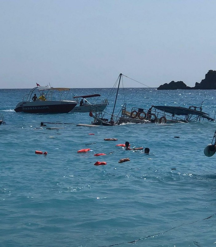 Fethiye'de tur teknesi battı; 3 kişi boğulma tehlikesi geçirdi -3
