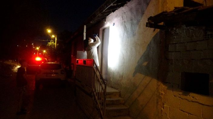 Husumetli iki ailenin bıçak ve sopalı kavgası: 1'i ağır 5 yaralı  -6