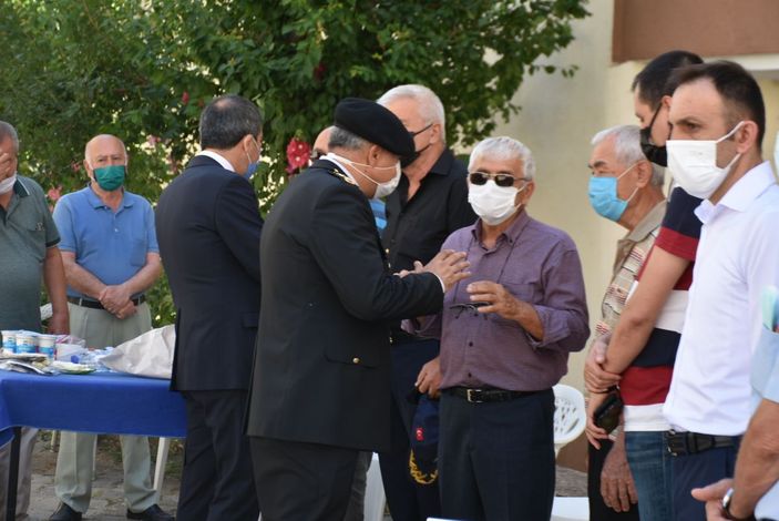 Kazada şehit olan polisin Edirne'deki babaevine ateş düştü -9