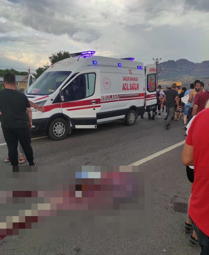Tunceli'de, motosiklet kazasında kolu toptu -8