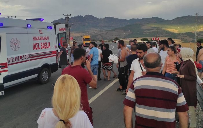 Tunceli'de, motosiklet kazasında kolu toptu -7