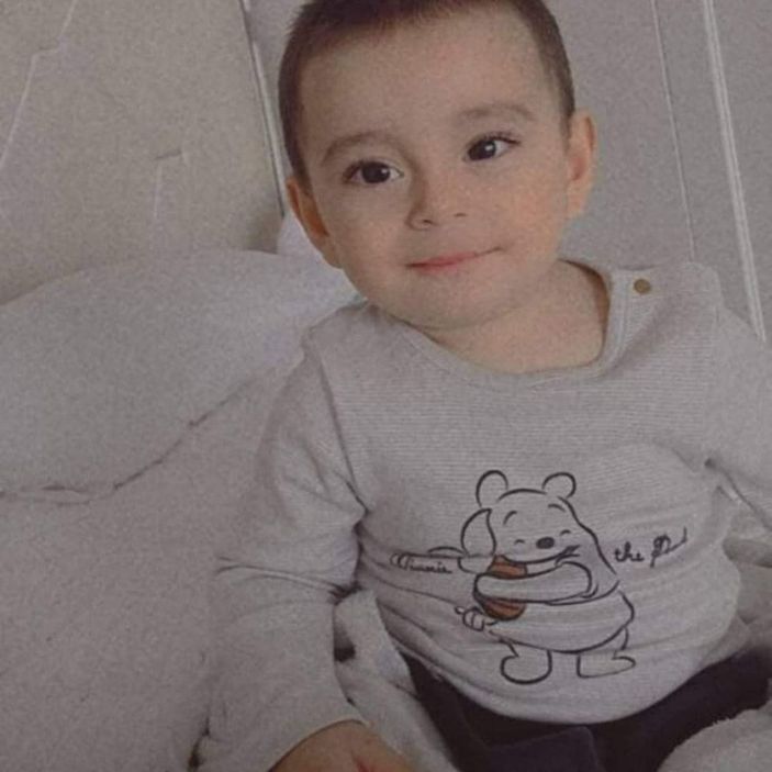 Balkondan düşen 2,5 yaşındaki Mehmet, yaşam savaşını kaybetti -1