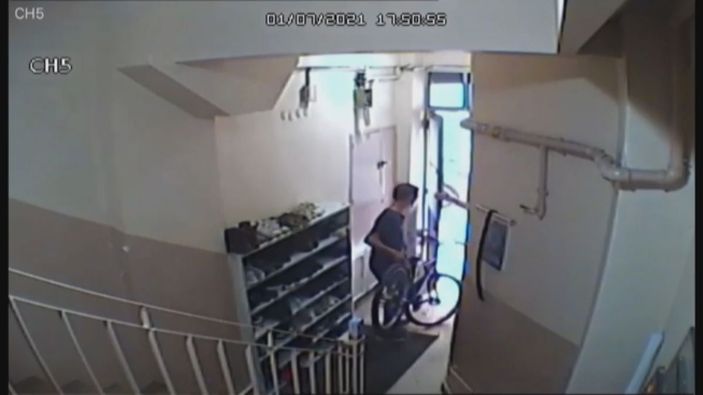 d Bayrampaşa'da bisiklet hırsızlığı kamerada -1