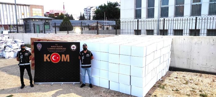 Bursa'da 9 milyon 400 bin kaçak makaron ele geçirildi -1
