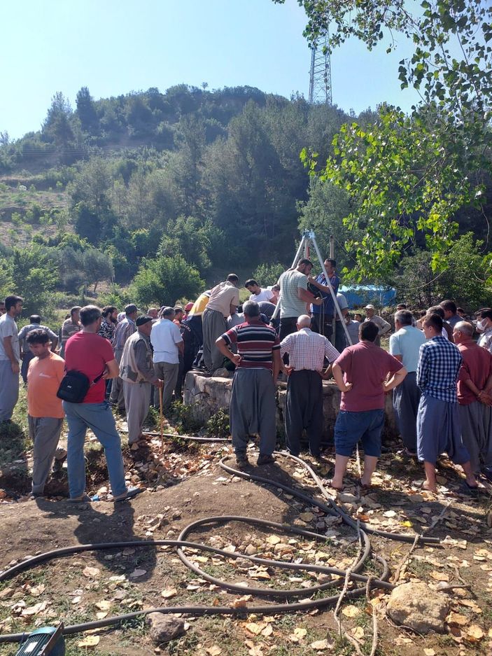 Kuyuya düşen oğlağı kurtarmak isterken öldü -2