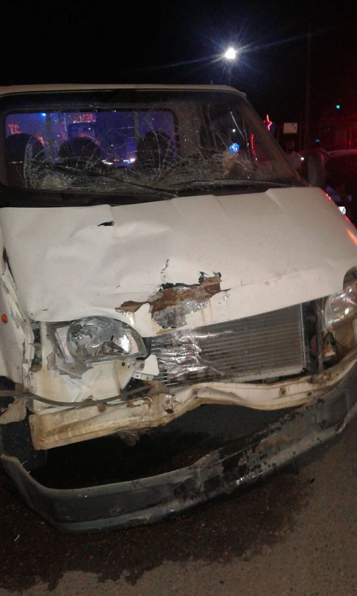 Kamyonetle çarpışan motosikletin sürücüsü öldü, arkadaşı yaralı -2