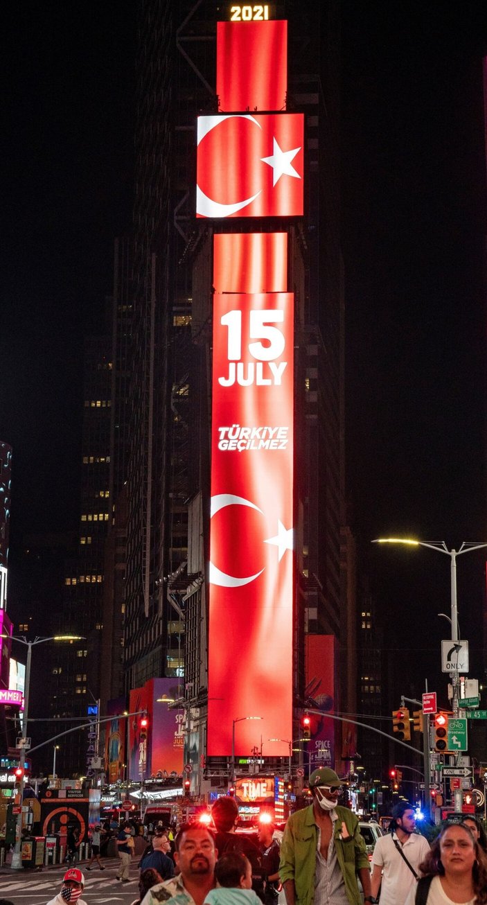 New York’un Times Meydanı’nda 15 Temmuz: Türkiye Geçilmez -1