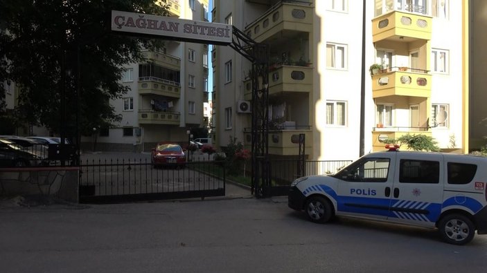 Bursa’da ilginç olay: İşe gitmek için arabasının yanına gitti, arabasında tanımadığı birinin uyuduğunu gördü -1