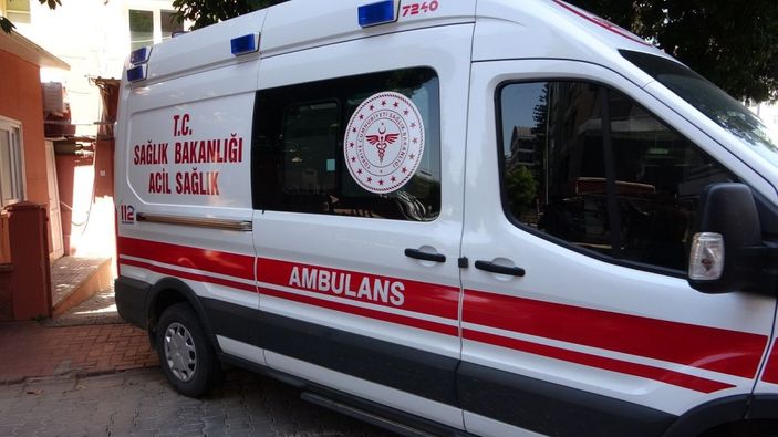 Ailesiyle piknik yaparken göle giren küçük çocuk boğuldu -6