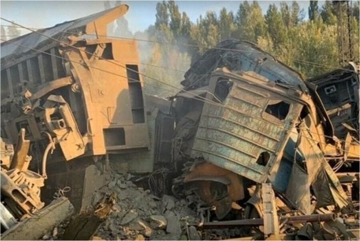 Rusya’da yük trenleri çarpıştı