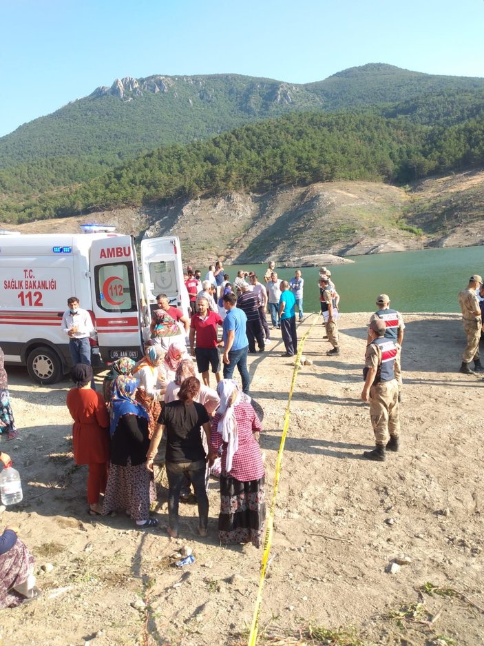 Barajda kaybolan 5 kişilik aileden 2'sinin cesedine ulaşıldı/Fotoğraflar -1