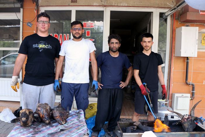 Kurban kellelerinin temizliği ek kazanç kapısı oldu -6